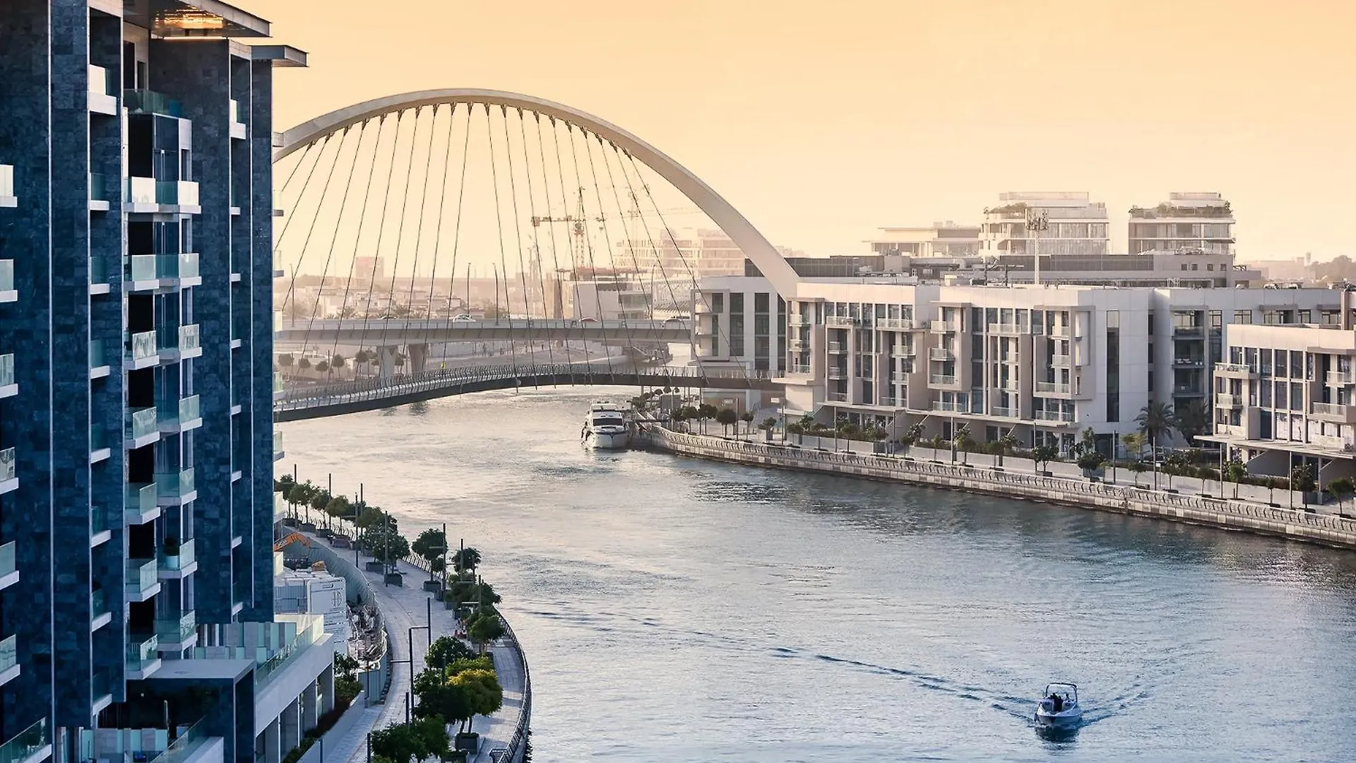 Luxury 2Br Apartment Burj Khalifa View In Al Safa Dubai Förenade Arabemiraten