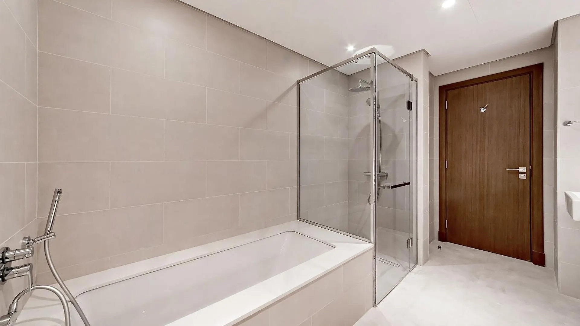 Luxury 2Br Apartment Burj Khalifa View In Al Safa Dubai Förenade Arabemiraten