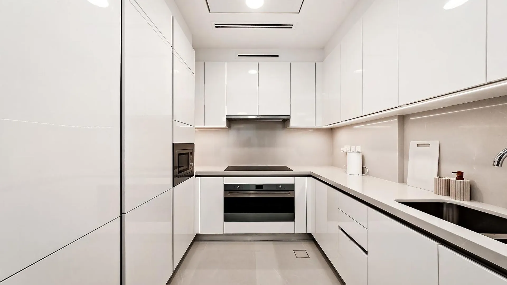 Luxury 2Br Apartment Burj Khalifa View In Al Safa Dubai United Arab Emirates