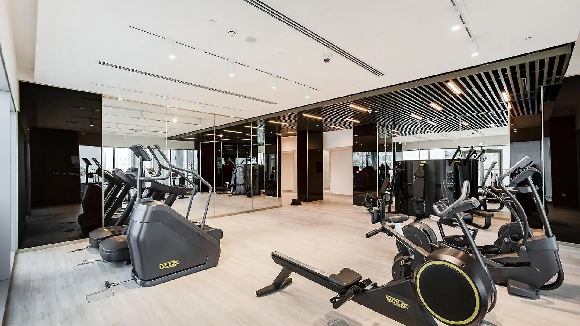Luxury 2Br Apartment Burj Khalifa View In Al Safa Dubai